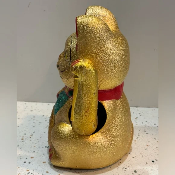 Golden Lucky Cat Figurine - Picture 6 of 9